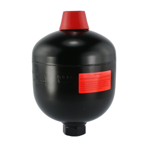 Membrános 0,35 literes hidraulikus akkumulátor. Töltési nyomás a szerint választás.