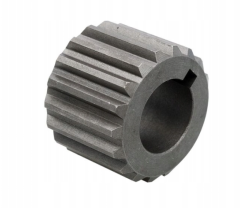 Bordás hüvely a szivattyú csoport 3 hidraulikus szivattyú. fogak száma: 18