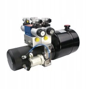 Hidraulikus tápegység 2 kettős működésű szekcióval, 12V 1,6 kW, 1,6 cm³/ford. szivattyú, 175 bar – 4–14 l tartállyal